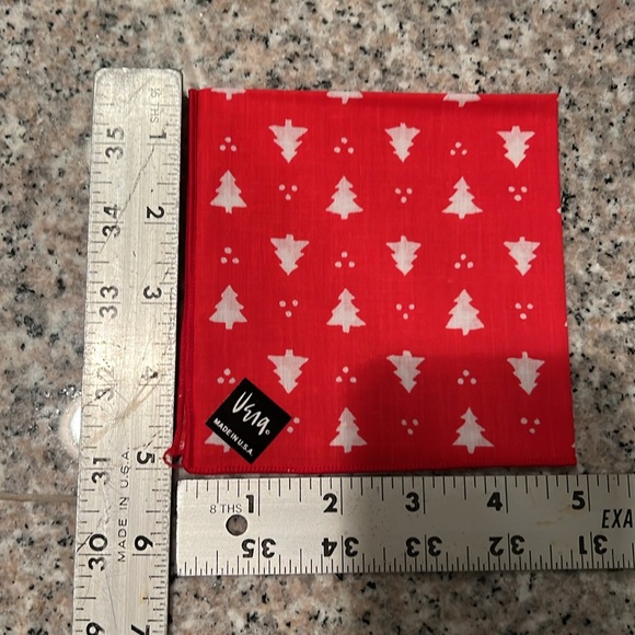 COPY - NWT Vera Red Christmas Tree pattern cloth hors d’oeuvres napkins (Set of… - Picture 3 of 5